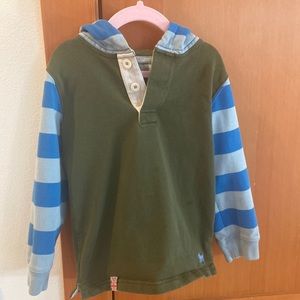 Mini Boden hooded 2 button pullover
